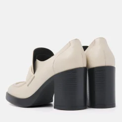 Vrouw Lazamani Loafers-Dames Loafers 55.093 Ecru
